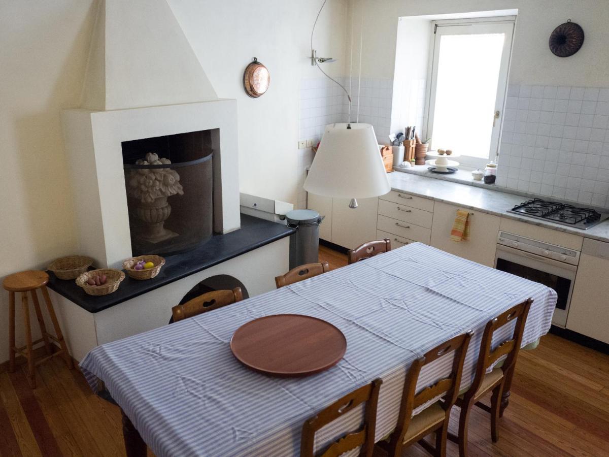 La Casa Dell' Architetto Apartment Dervio Luaran gambar