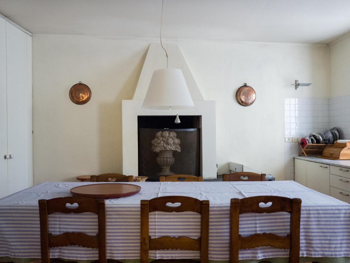 La Casa Dell' Architetto Apartment Dervio Luaran gambar